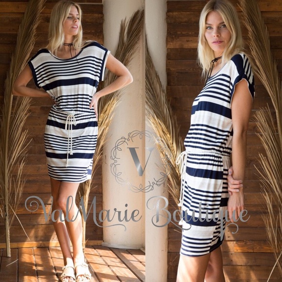 Striped summer beach dress - Picture 2 of 7